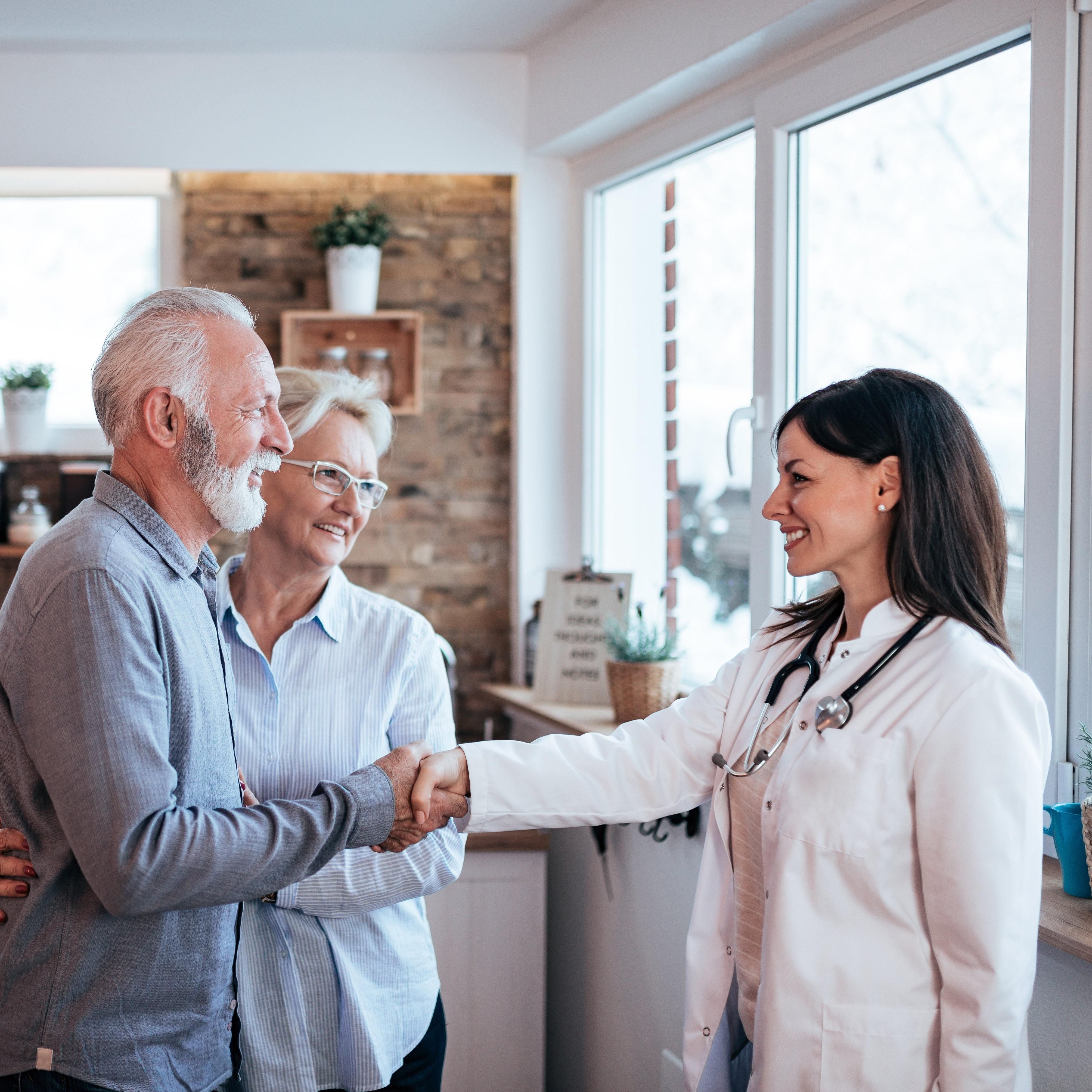 Doctor_and_elderly_couple