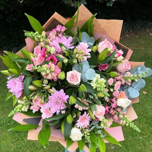 flowers_by_suzanne's by dani and claire2