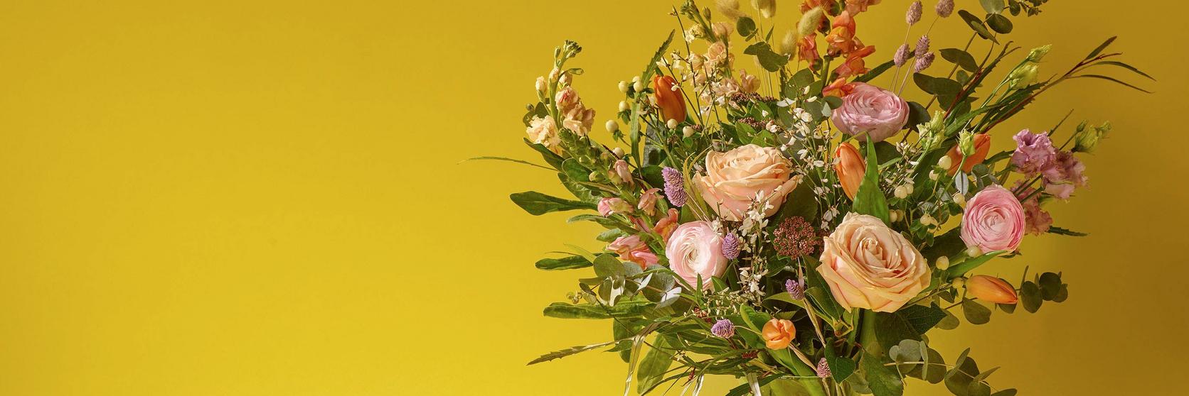 Interflora131223-STRHTU4(COLOUR)-header