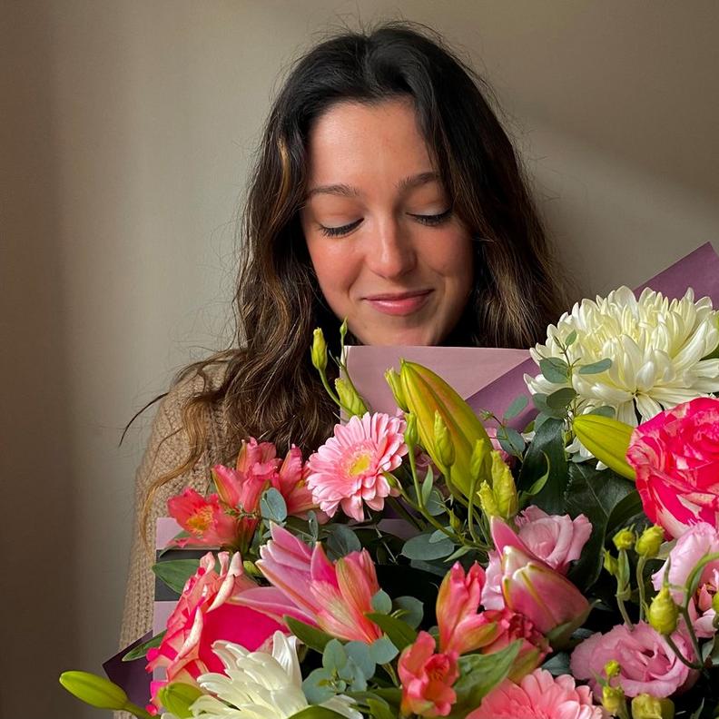 Izarbe - Valentine's Day Flowers1