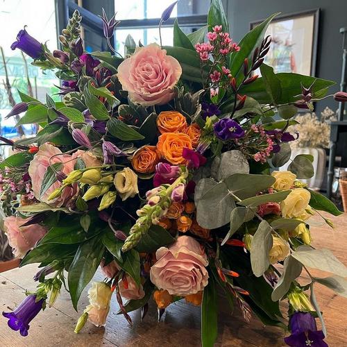 potpourriflowers - Made by Dominic Hughes