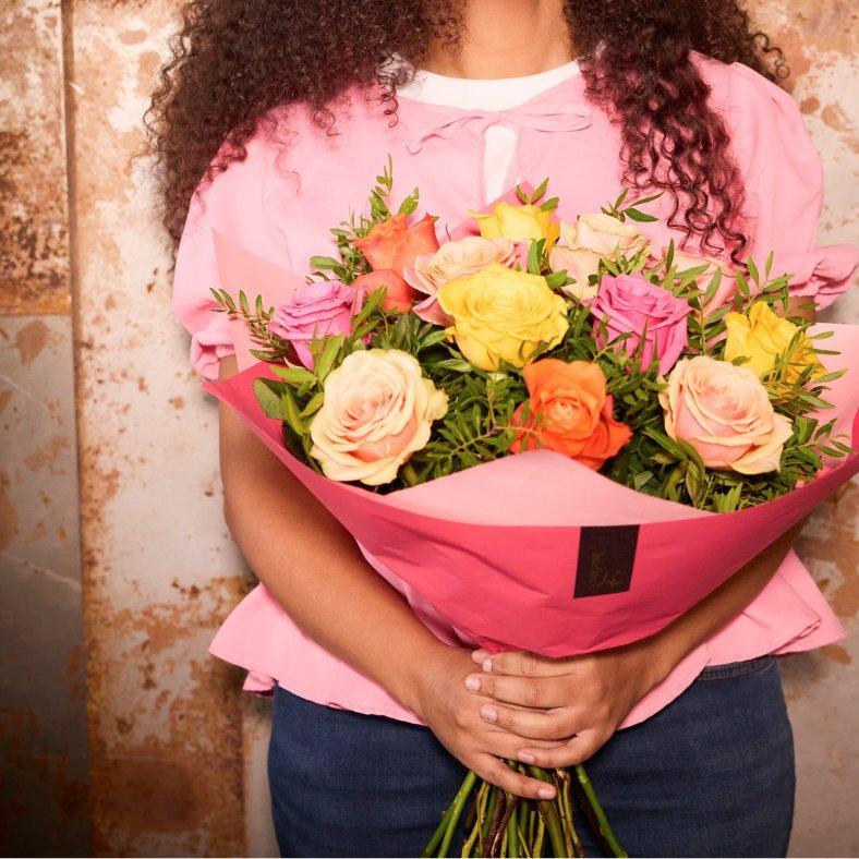 valentines_day_rainbow_roses