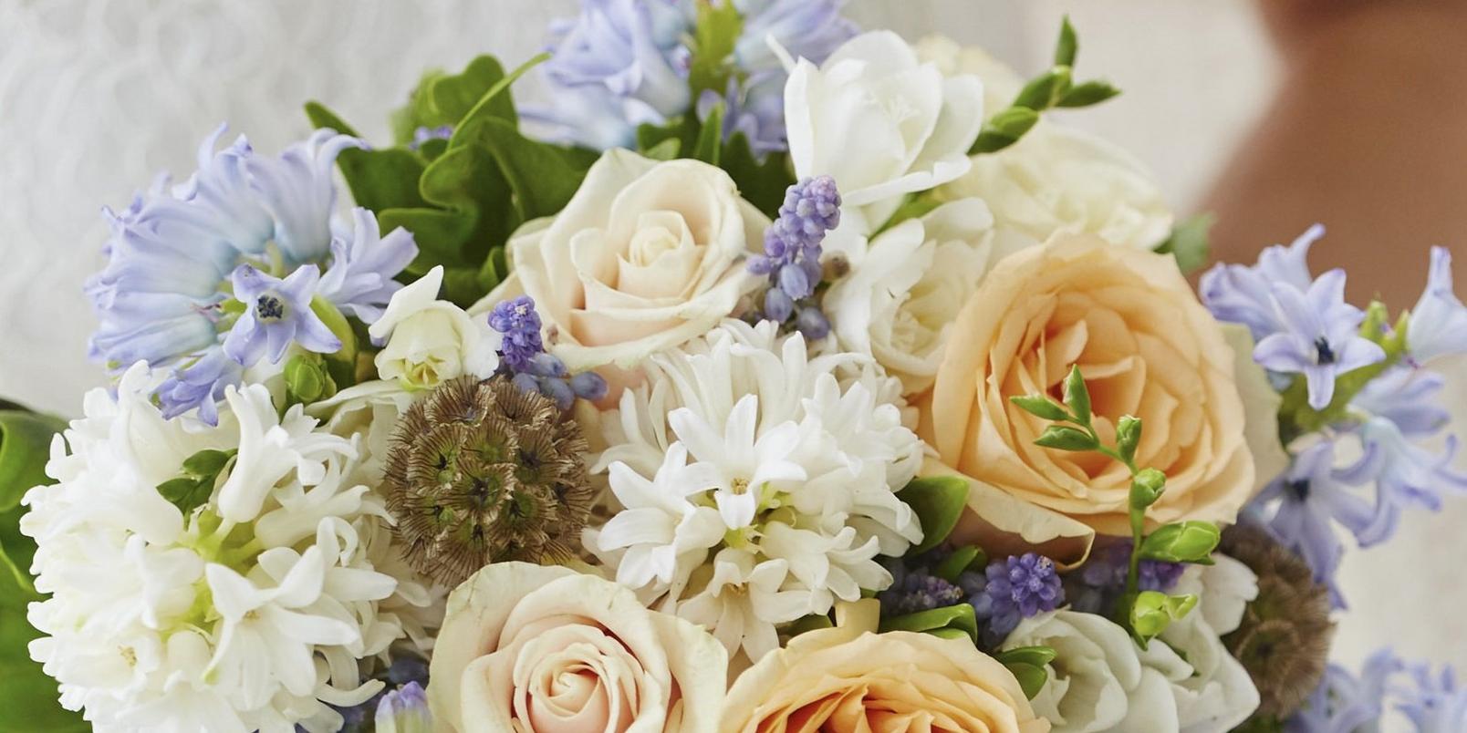 wedding-hyacinth-rose-bridal-bouquet